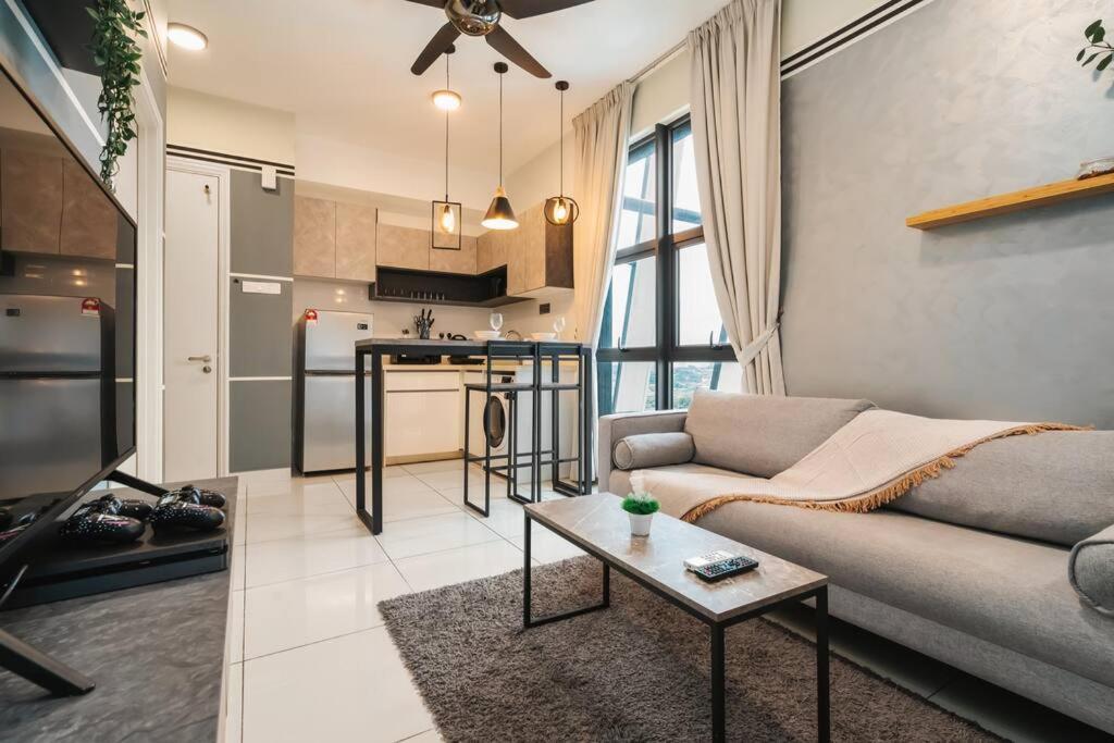 Apartment Arte Mont Kiara-2bedroom-netflix-4pax Kuala Lumpur
