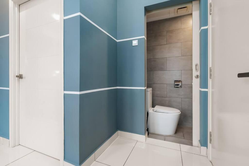 Apartment Arte Mont Kiara-2bedroom-netflix-4pax